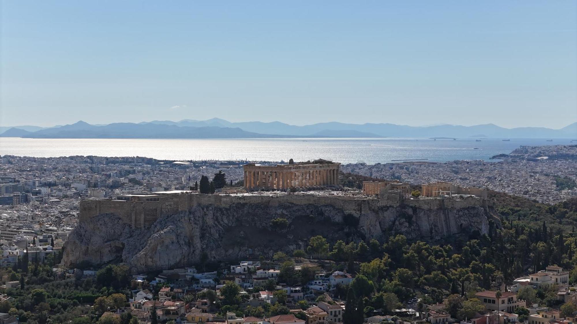 Parthenon And Syntagma Square View Apartment Atény Exteriér fotografie